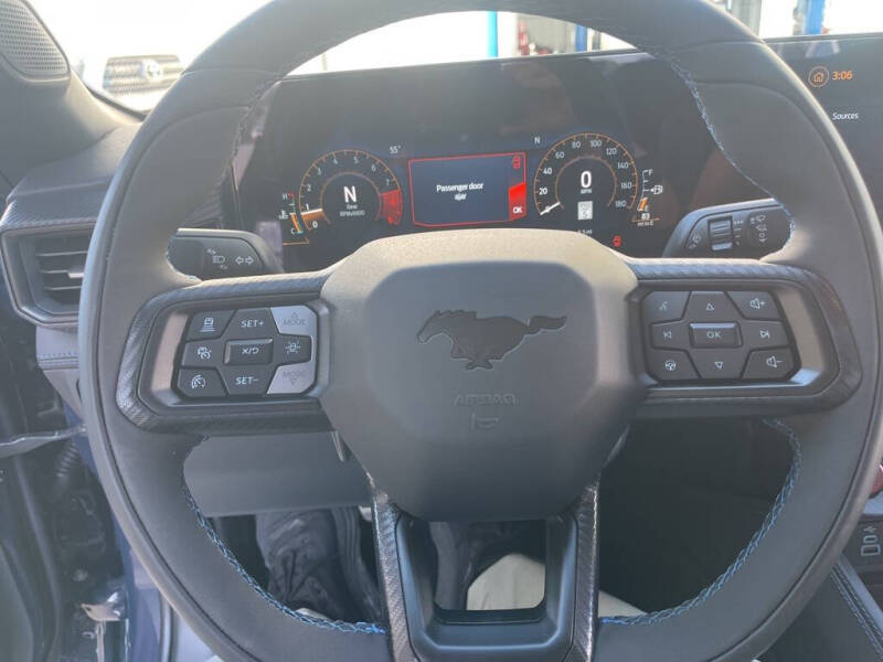 2025 Ford Mustang Dark Horse