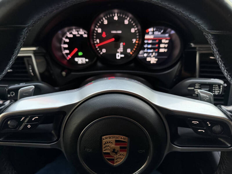 2018 Porsche Macan S