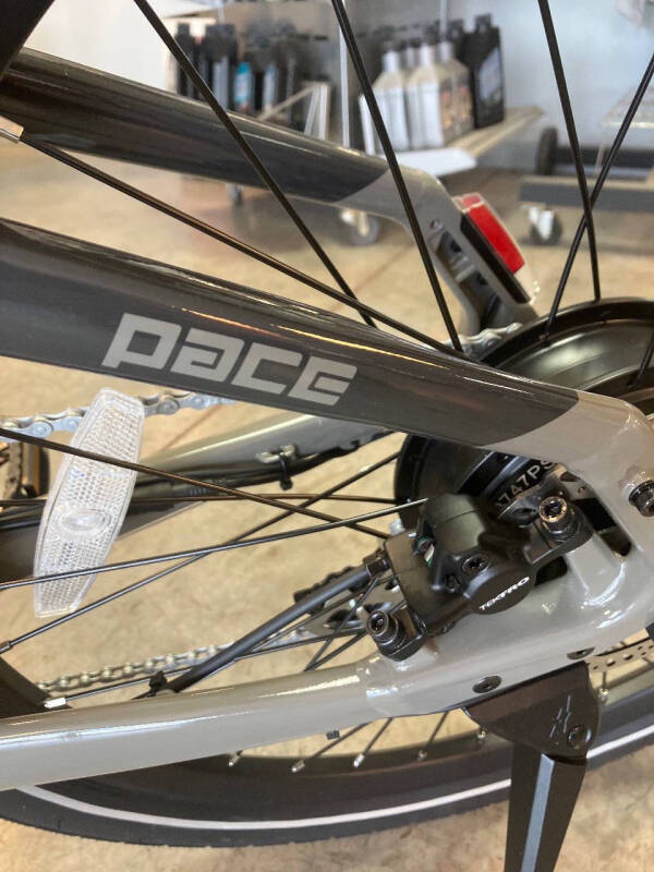 2024 Aventon PE4F4077