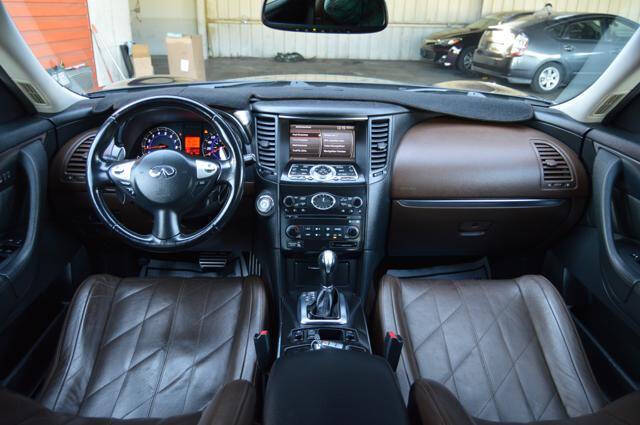 2009 Infiniti FX35