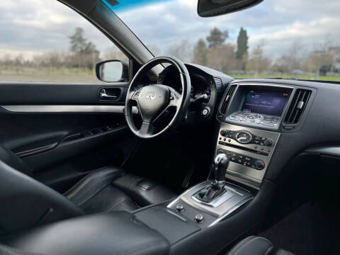 2012 Infiniti G37 Sedan Journey