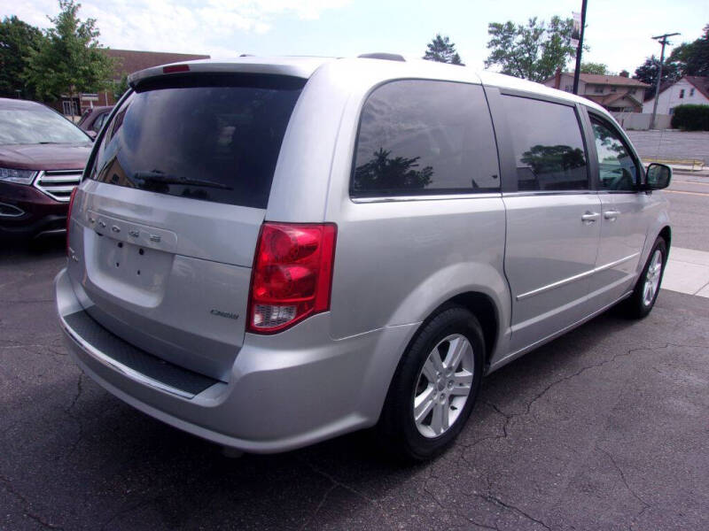 2011 Dodge Grand Caravan Crew