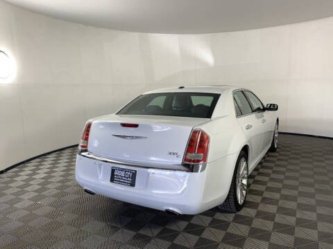 2014 Chrysler 300 C
