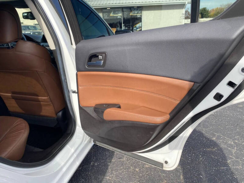 2020 Acura ILX w/Premium