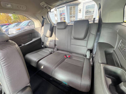 2012 Honda Odyssey EX-L w/DVD