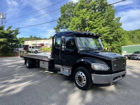 2021 Freightliner M2 106