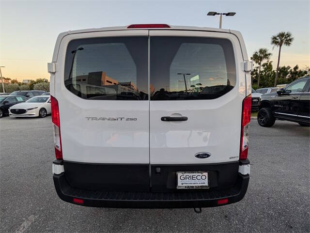 2024 Ford Transit