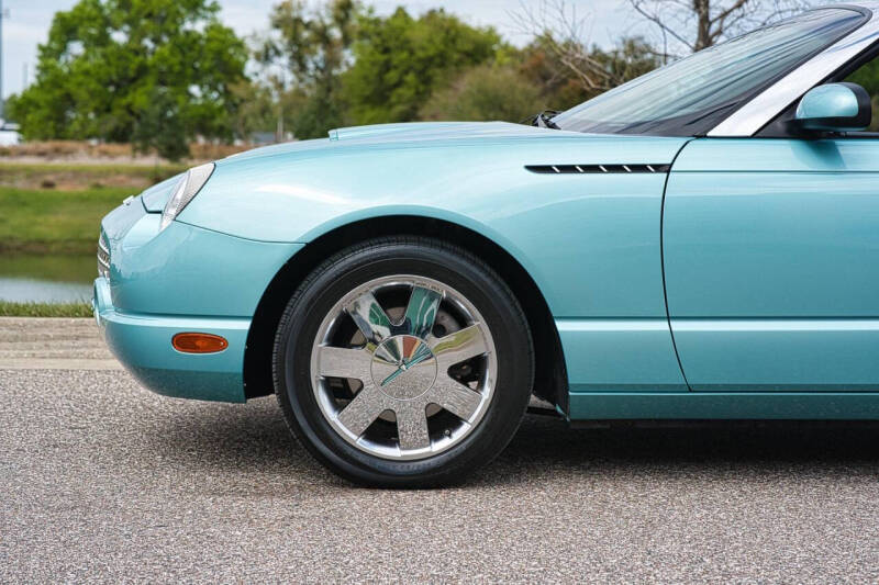 2002 Ford Thunderbird Deluxe