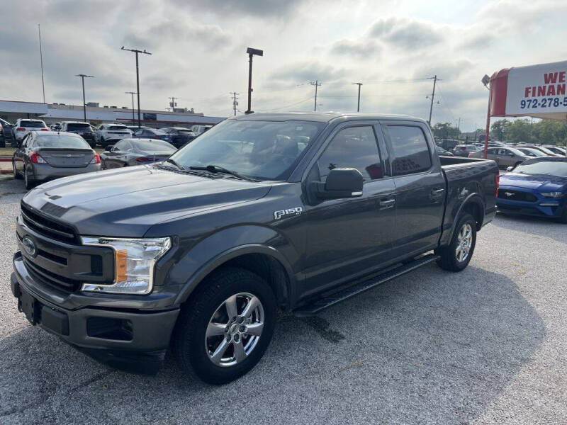2020 Ford F-150 XLT's photo