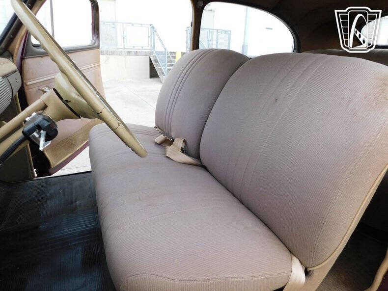 1941 Ford Super Deluxe