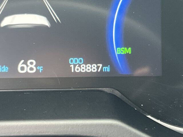 2023 Toyota RAV4 Hybrid SE