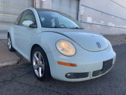 2010 Volkswagen New Beetle Base PZEV