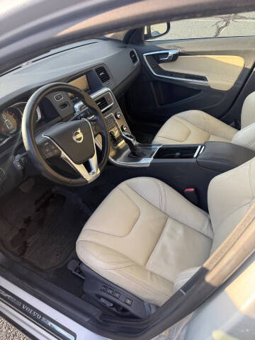 2015 Volvo S60 T5 Premier Plus