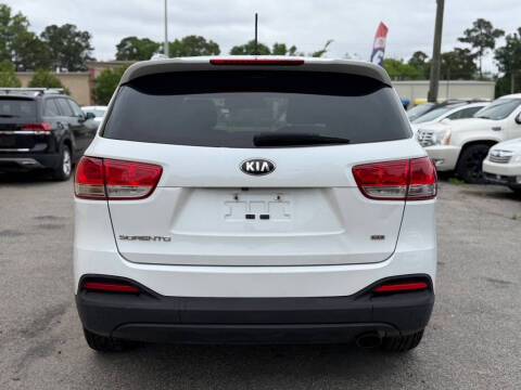 2016 Kia Sorento LX