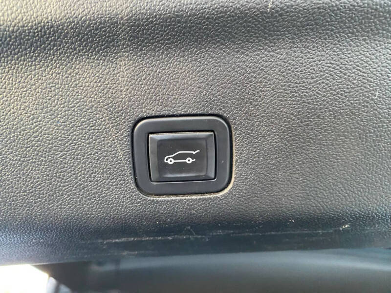 2021 Chevrolet Suburban RST