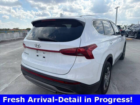 2023 Hyundai Santa Fe SE