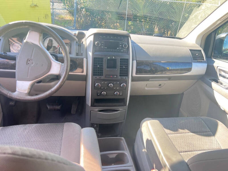 2010 Dodge Grand Caravan SXT