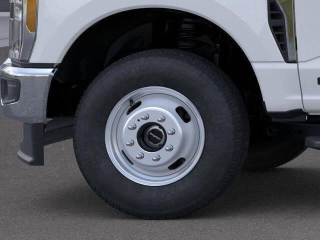 2025 Ford F-350 Super Duty XL