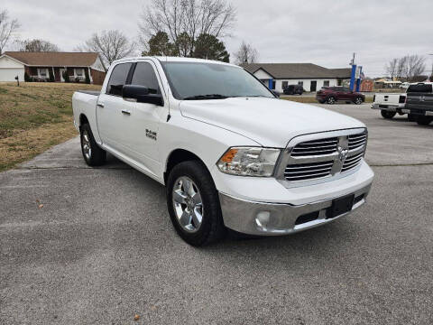 2015 RAM 1500 SLT
