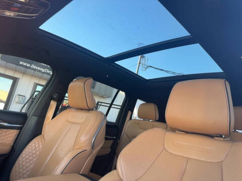 2022 Jeep Grand Cherokee Summit