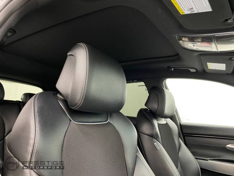 2023 Genesis GV70 2.5T Standard