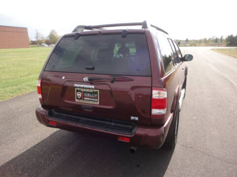 2002 Nissan Pathfinder SE