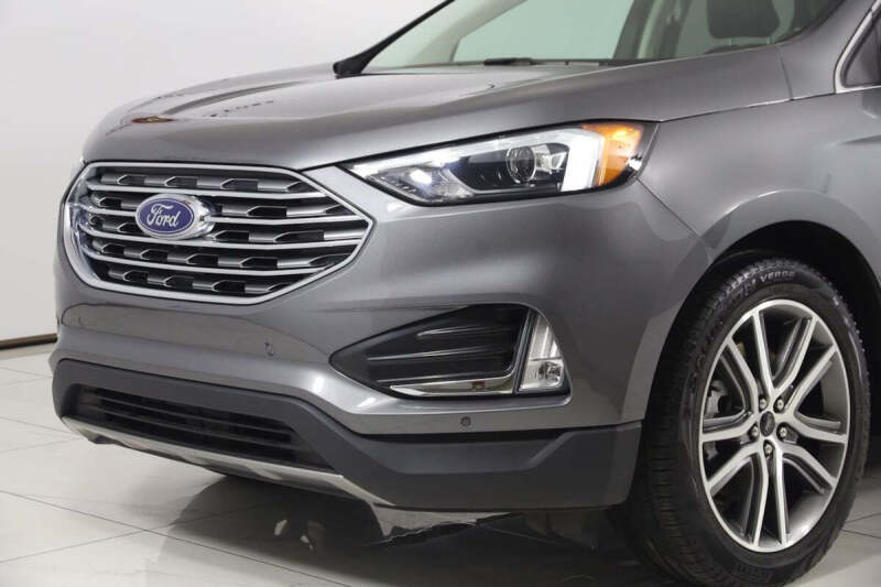2023 Ford Edge Titanium