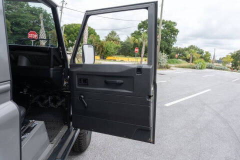 1991 Land Rover Defender