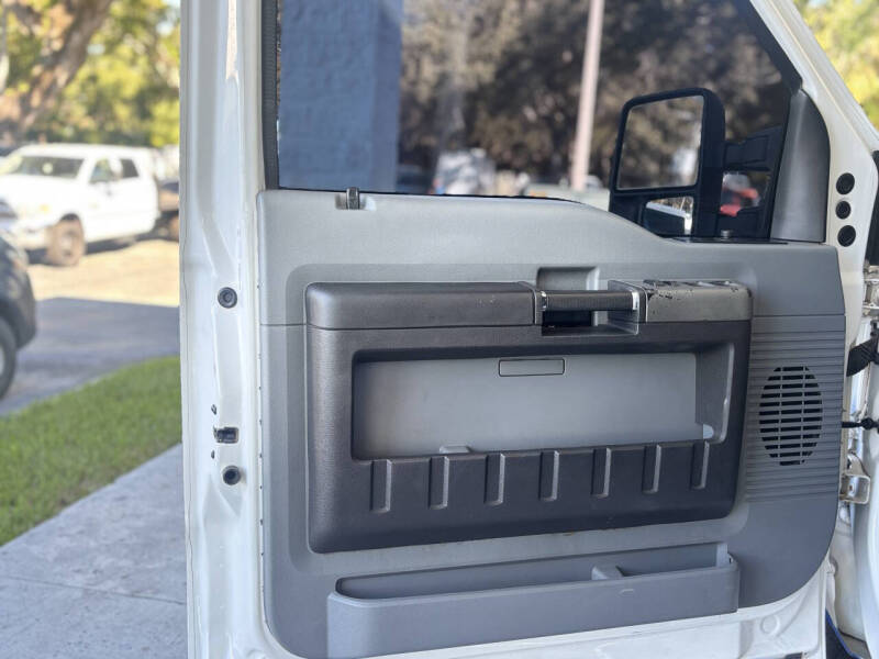 2011 Ford F-250 Super Duty XLT