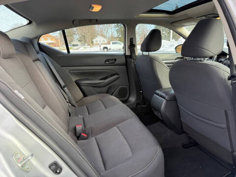 2023 Nissan Altima 2.5 SV