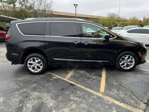 2020 Chrysler Pacifica Touring L 35th Anniversary