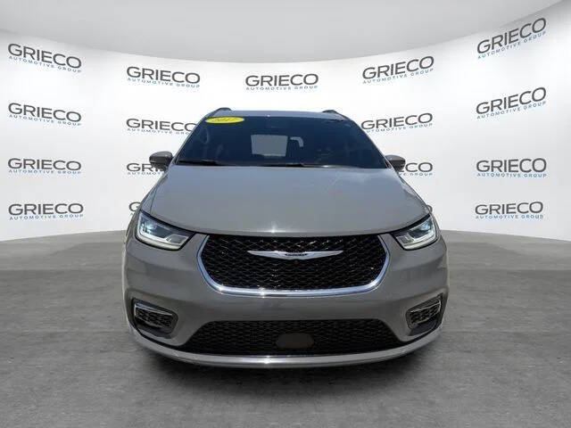 2022 Chrysler Pacifica Touring L