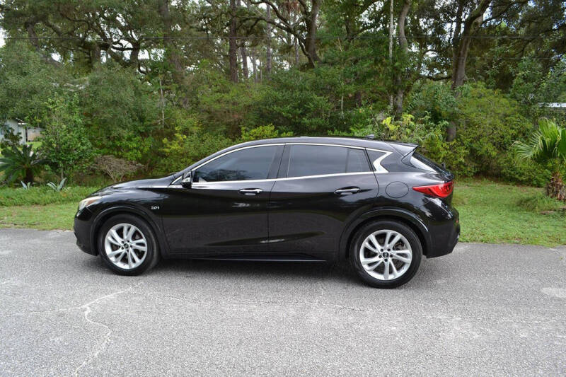 2017 Infiniti QX30