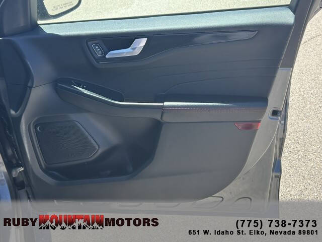 2024 Ford Escape ST-Line