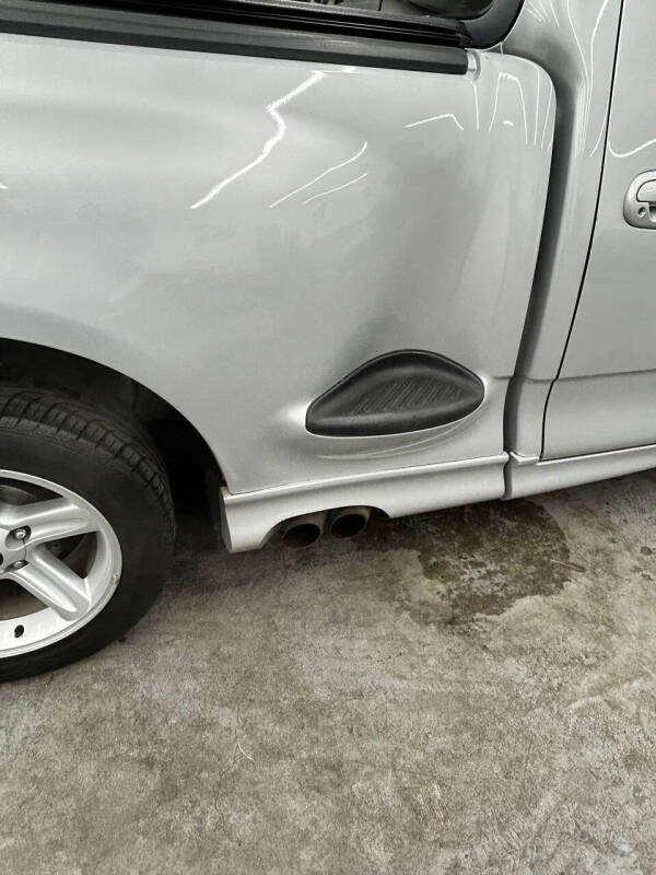 2000 Ford F-150 SVT Lightning