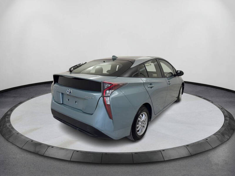 2016 Toyota Prius Four