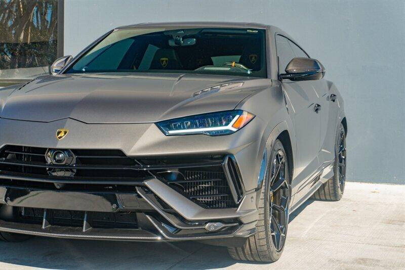 2024 Lamborghini Urus Performante