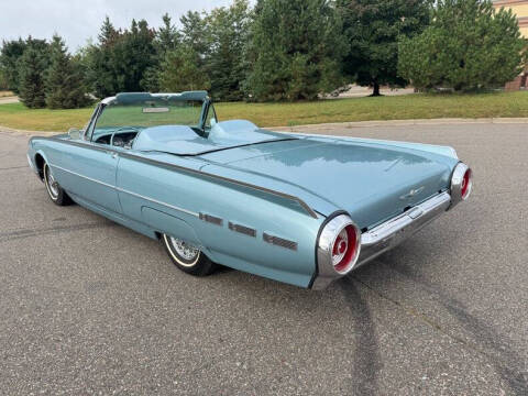 1962 Ford Thunderbird