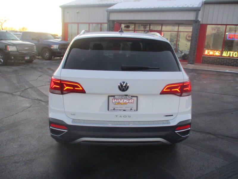 2023 Volkswagen Taos SE 4Motion