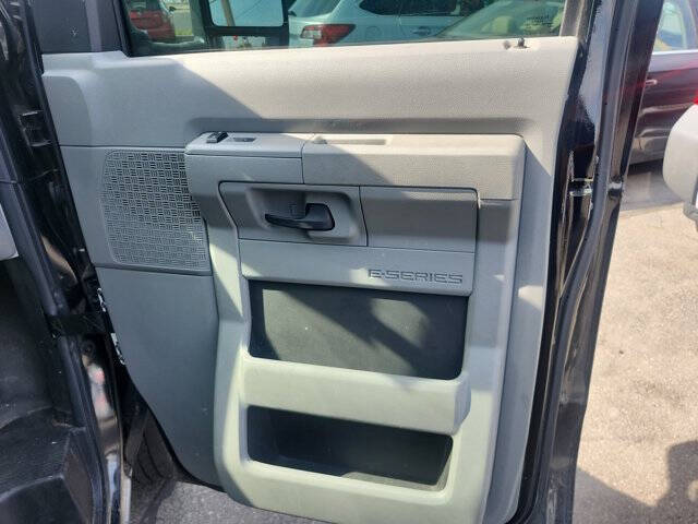 2014 Ford E-Series E-150