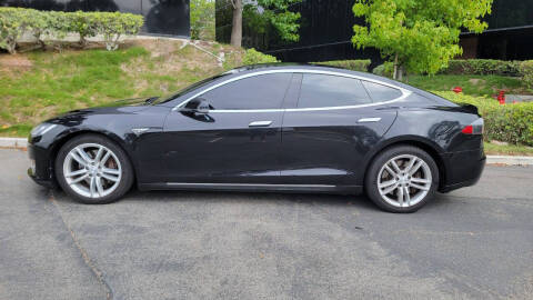 2015 Tesla Model S 70