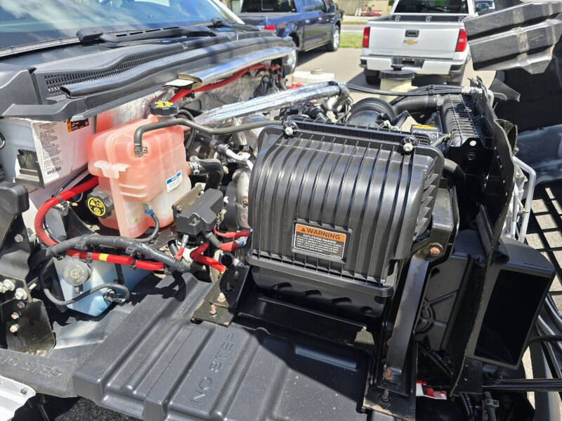 2022 Chevrolet Silverado 5500HD