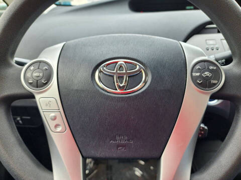 2012 Toyota Prius Two