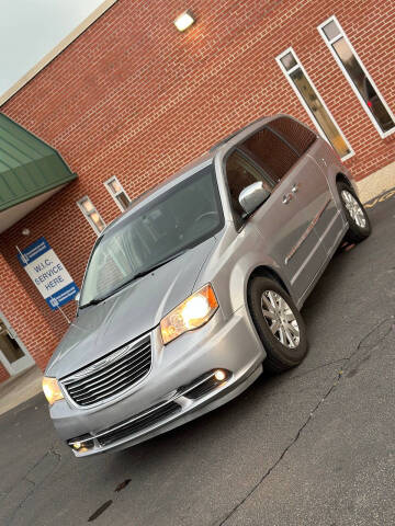 2014 Chrysler Town and Country Touring