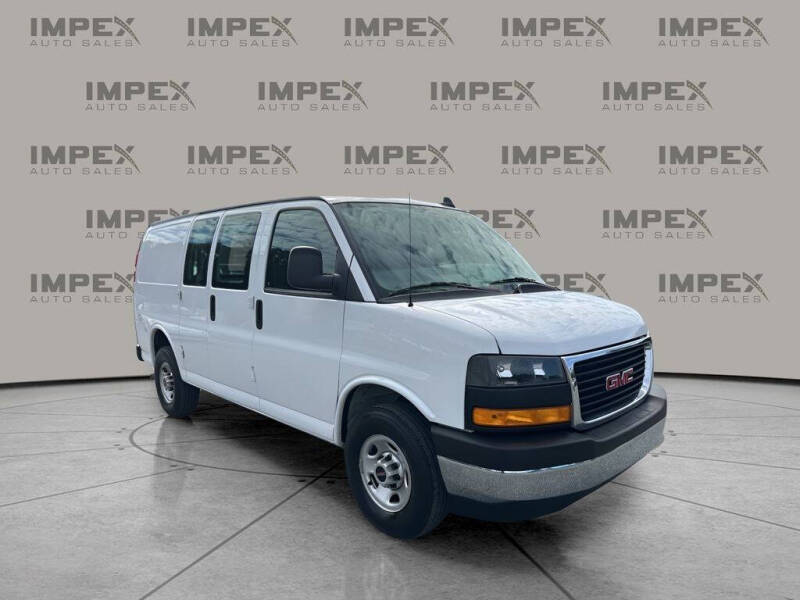 2023 GMC Savana 2500