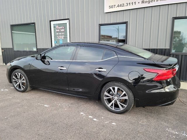 2017 Nissan Maxima