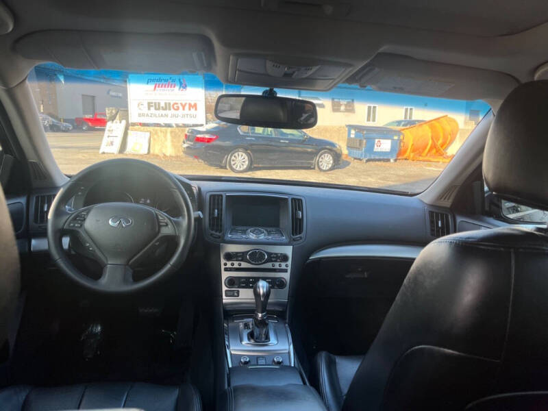 2013 Infiniti G37 Sedan x