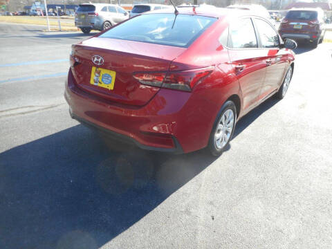 2019 Hyundai Accent SE