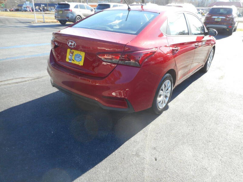 2019 Hyundai Accent SE