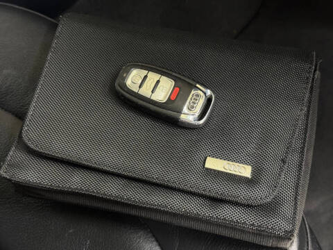 2016 Audi A4 2.0T quattro Premium